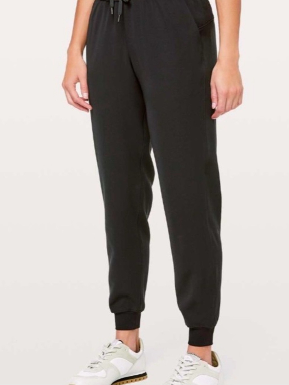 Lululemon On The Fly Jogger Black Size 6 Luxtreme Drawstring Travel Pants Lounge